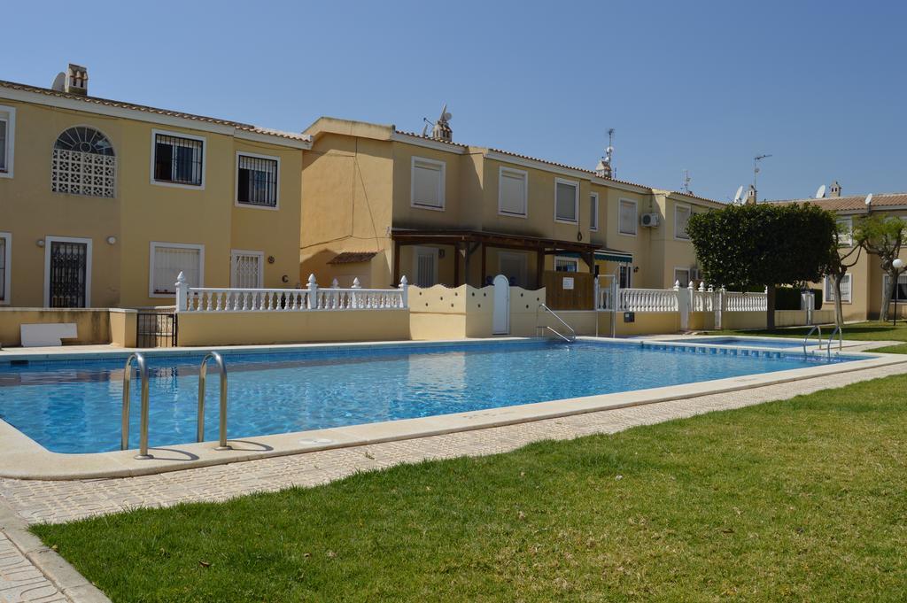 Apartment In Villamartin Exterior foto